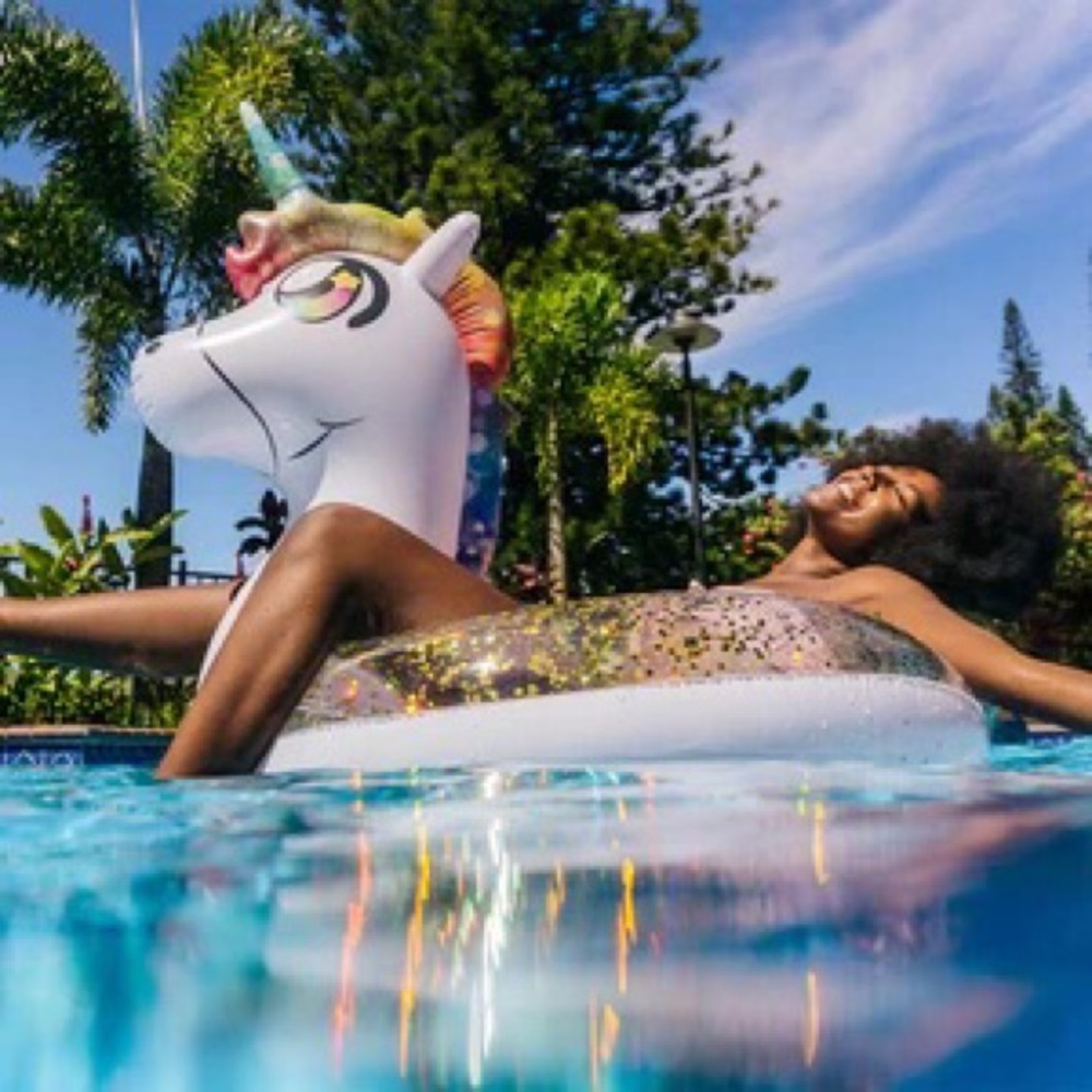 New Inflatable Unicorn Pool Tube Water Float - Picture 3 of 4